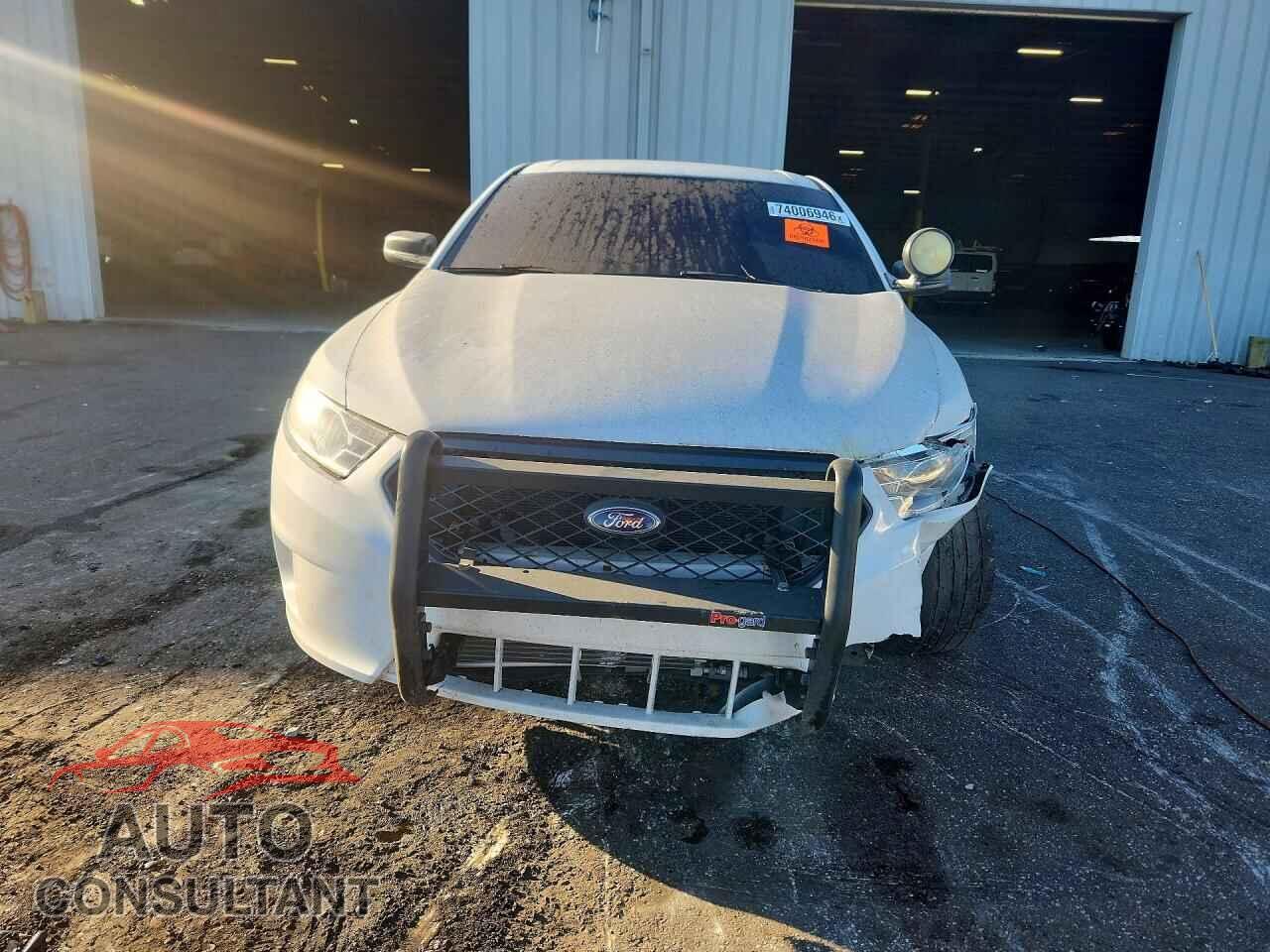 FORD TAURUS 2013 - 1FAHP2L8XDG139129