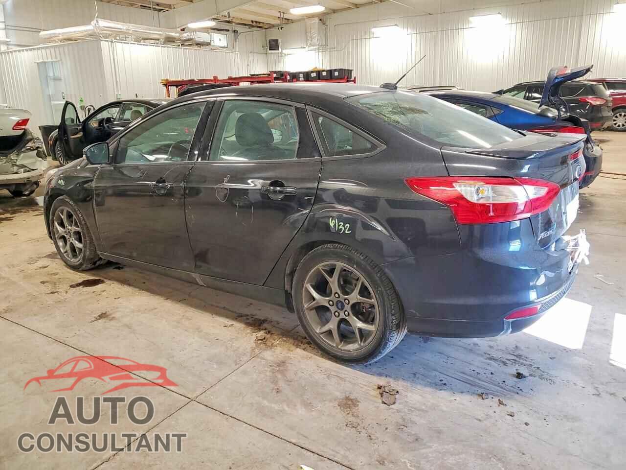 FORD FOCUS 2014 - 1FADP3F27EL194674