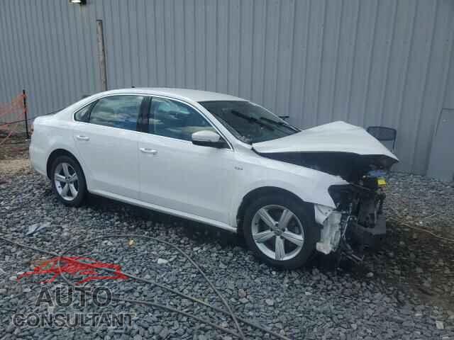 VOLKSWAGEN PASSAT 2015 - 1VWAS7A39FC115829