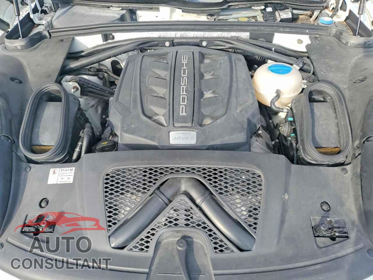 PORSCHE MACAN 2015 - WP1AB2A5XFLB44858