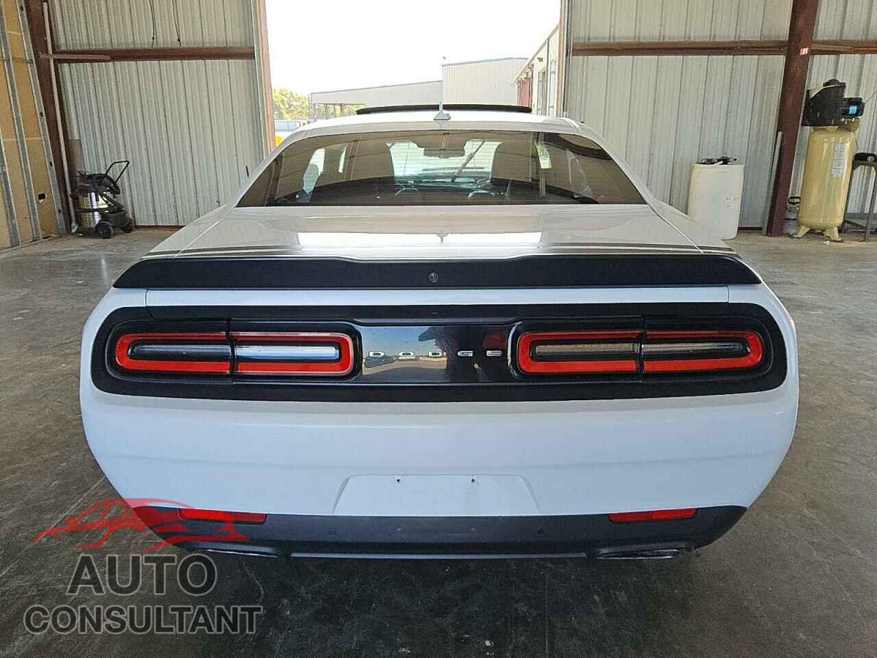 DODGE CHALLENGER 2016 - 2C3CDZFJ2GH299555