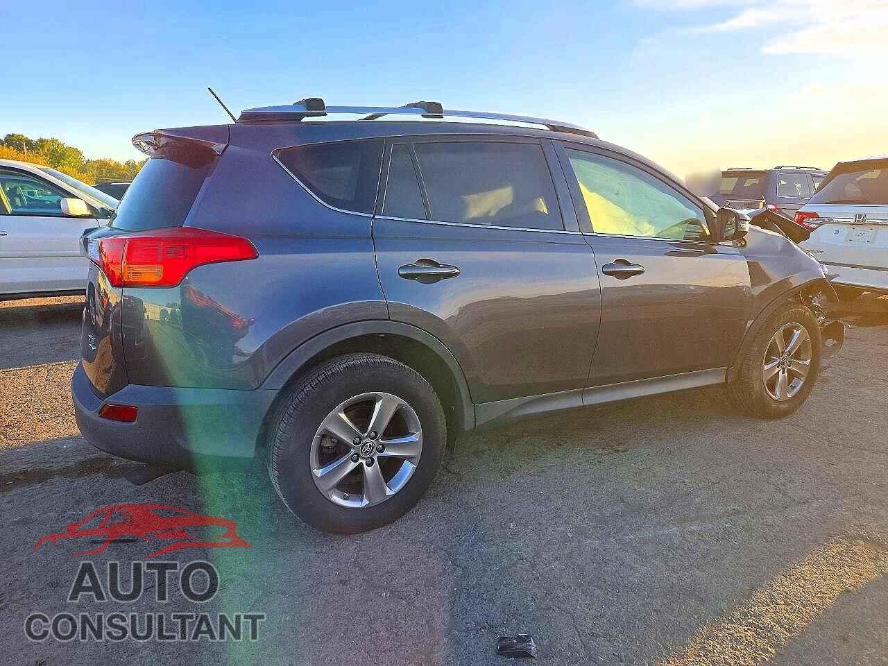 TOYOTA RAV4 2015 - JTMRFREV5FD124460