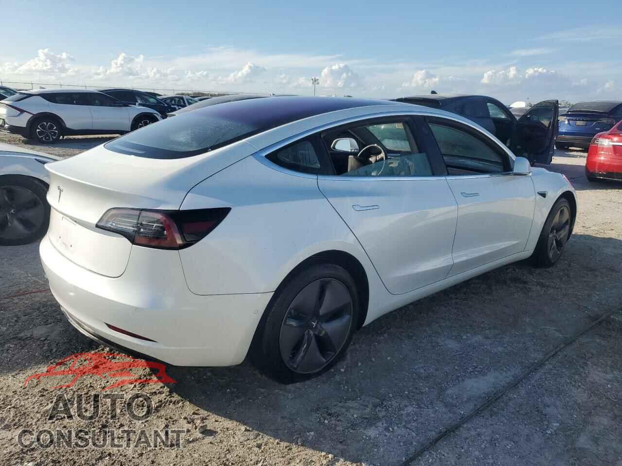 TESLA MODEL 3 2018 - 5YJ3E1EA5JF161999