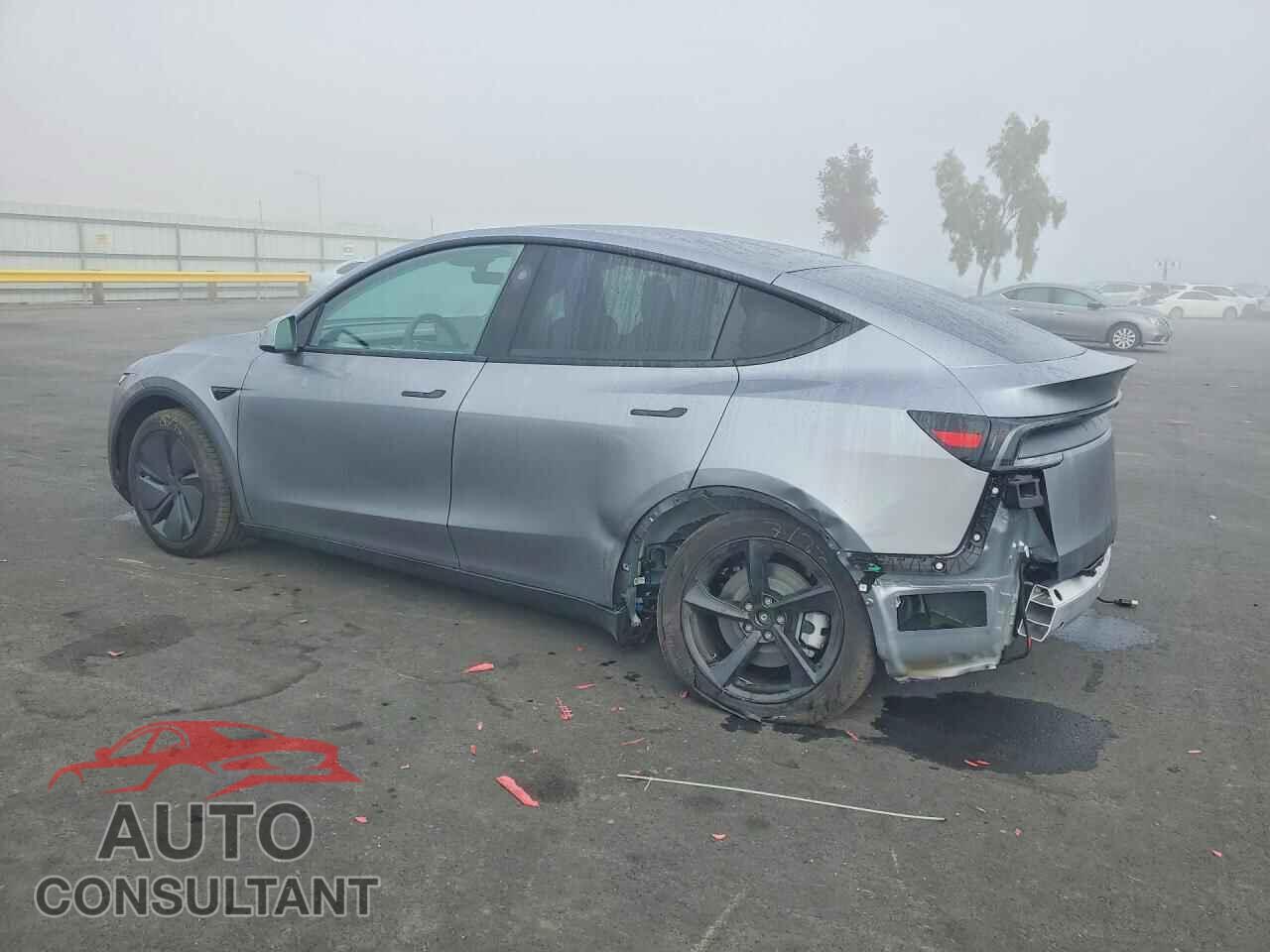 TESLA MODEL Y 2026 - 7SAYGDED2TF460741