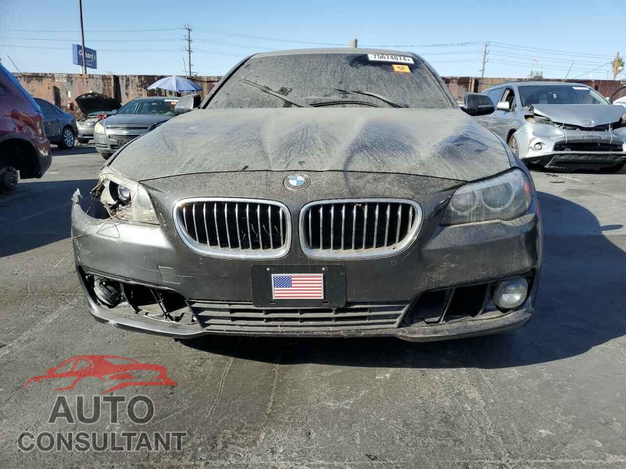 BMW 5 SERIES 2015 - WBA5A5C56FD517972