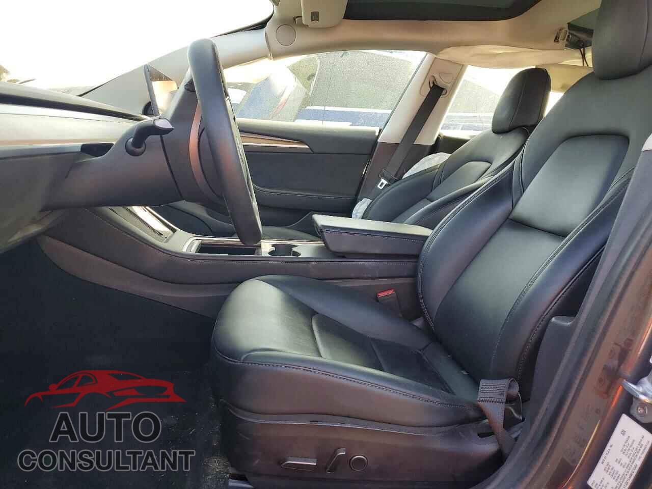 TESLA MODEL 3 2021 - 5YJ3E1EA6MF076464