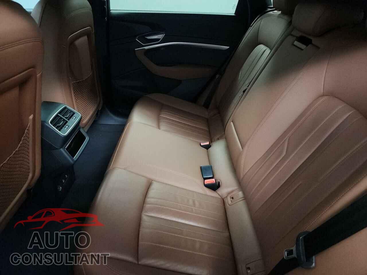AUDI E-TRON 2022 - WA1AAAGE2NB028512