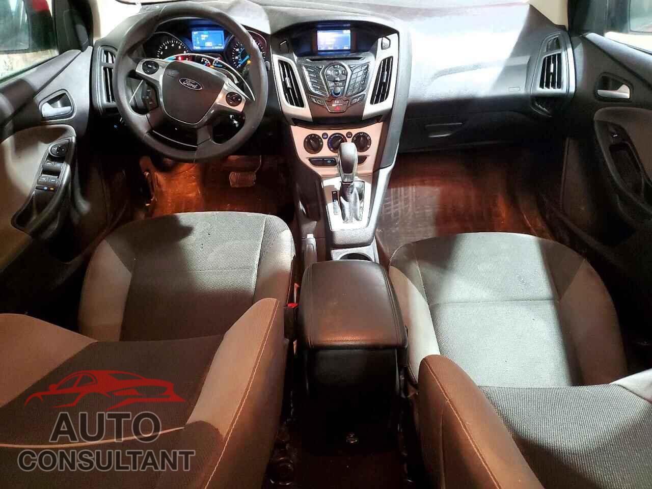 FORD FOCUS 2014 - 1FADP3F24EL434974