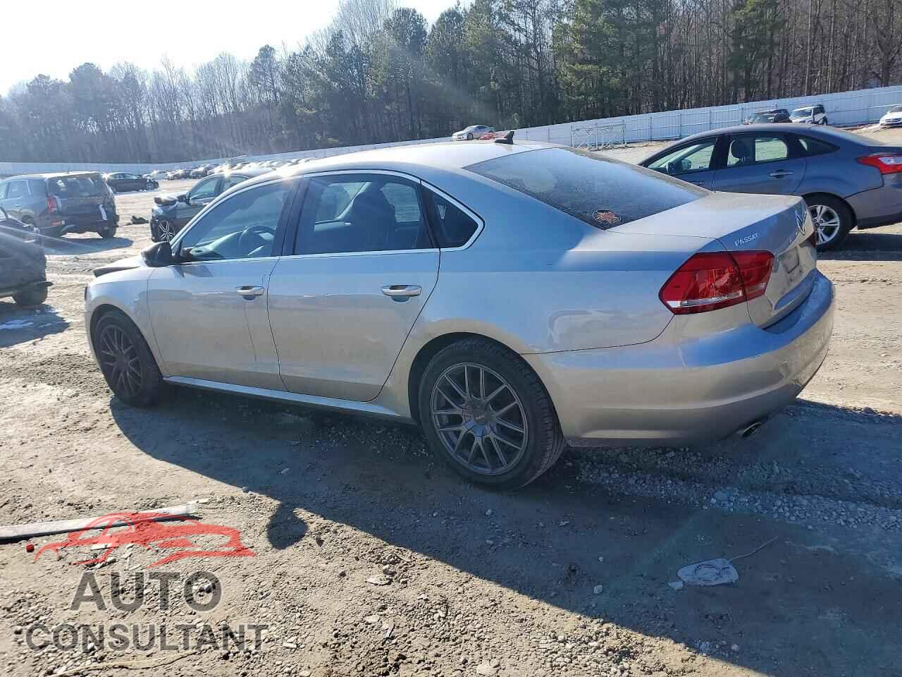 VOLKSWAGEN PASSAT 2014 - 1VWBP7A36EC016065