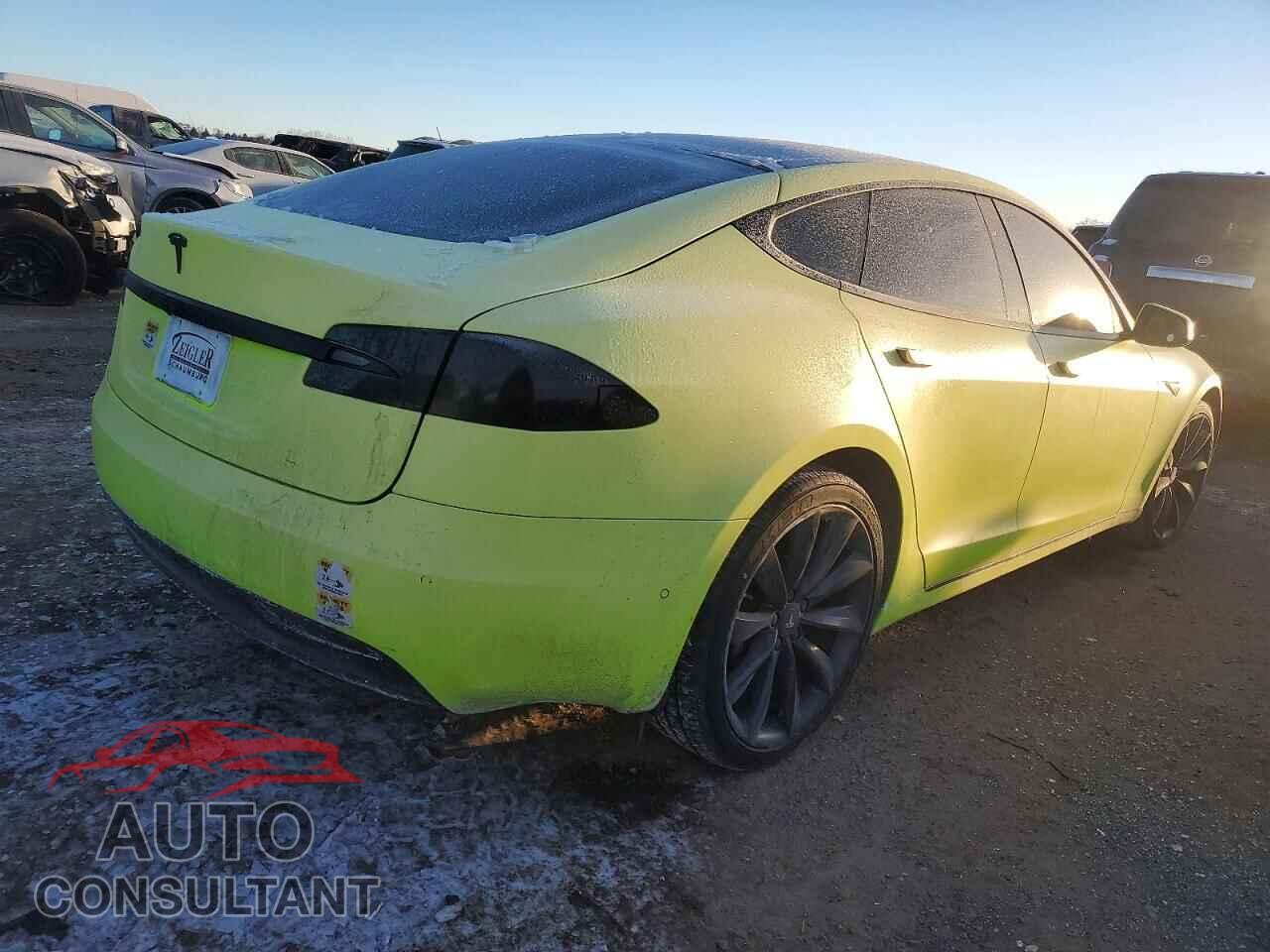 TESLA MODEL S 2016 - 5YJSA1E26GF157520