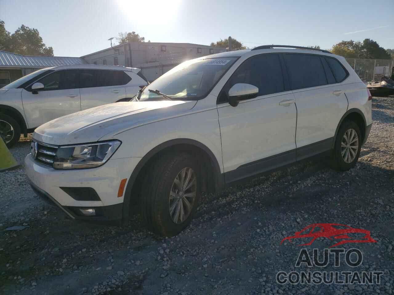 VOLKSWAGEN TIGUAN 2018 - 3VV1B7AX2JM009138