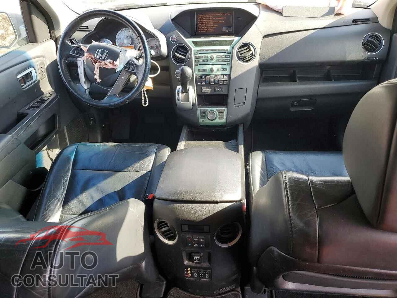 HONDA PILOT 2011 - 5FNYF4H9XBB036889