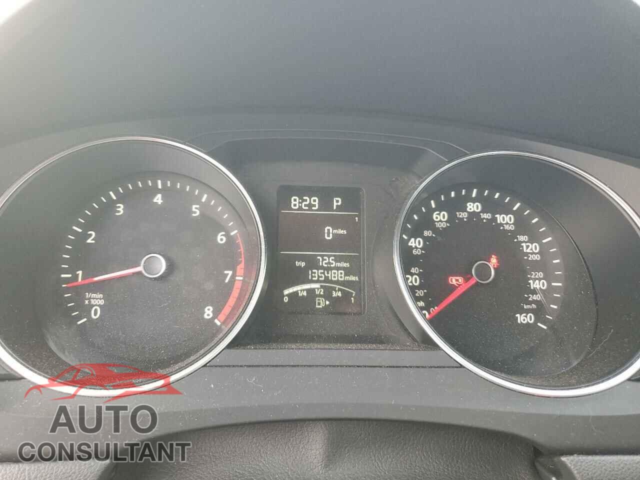 VOLKSWAGEN JETTA 2017 - 3VW2B7AJ4HM231234