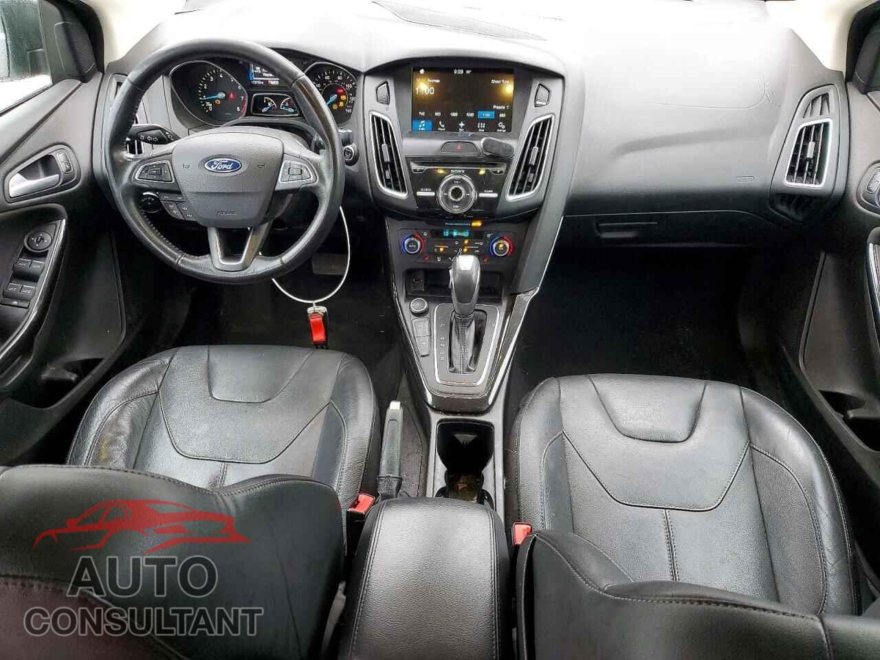 FORD FOCUS 2016 - 1FADP3J20GL298112