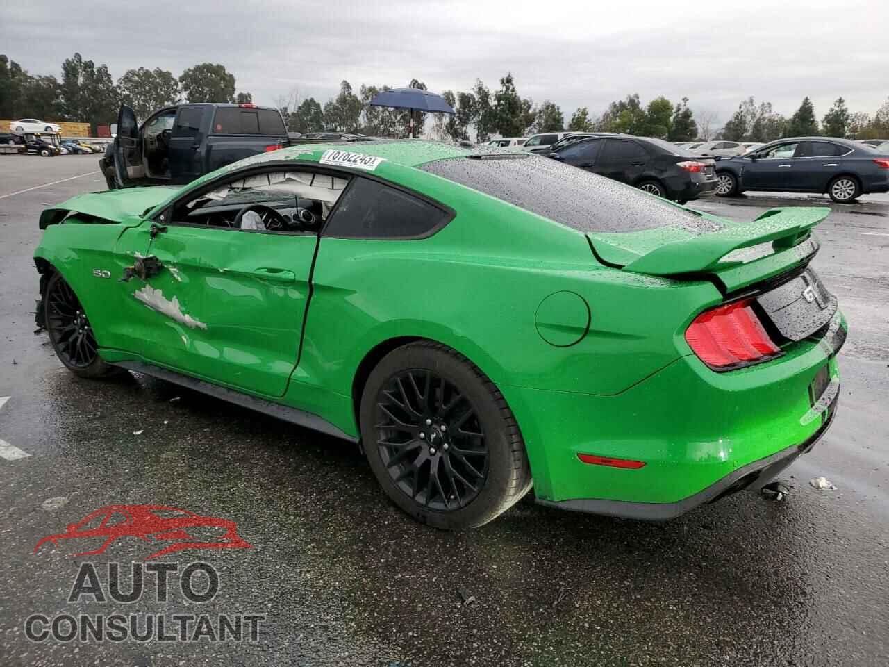 FORD MUSTANG 2019 - 1FA6P8CF8K5196608