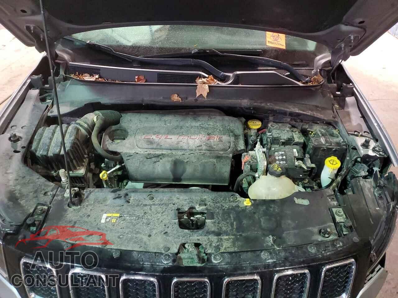 JEEP COMPASS 2018 - 3C4NJDBB2JT433896