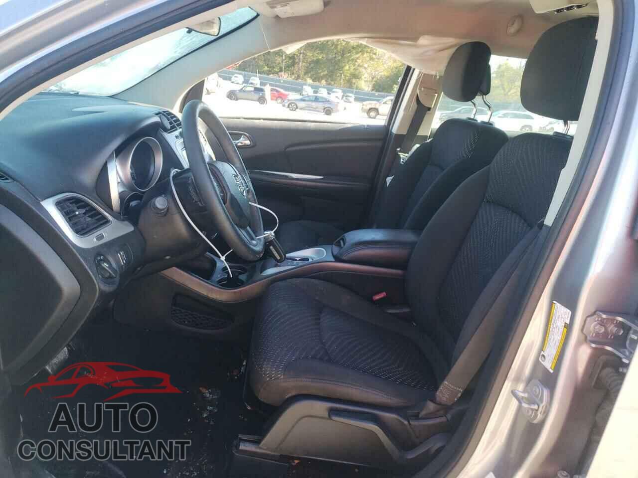 DODGE JOURNEY 2015 - 3C4PDCAB4FT677245