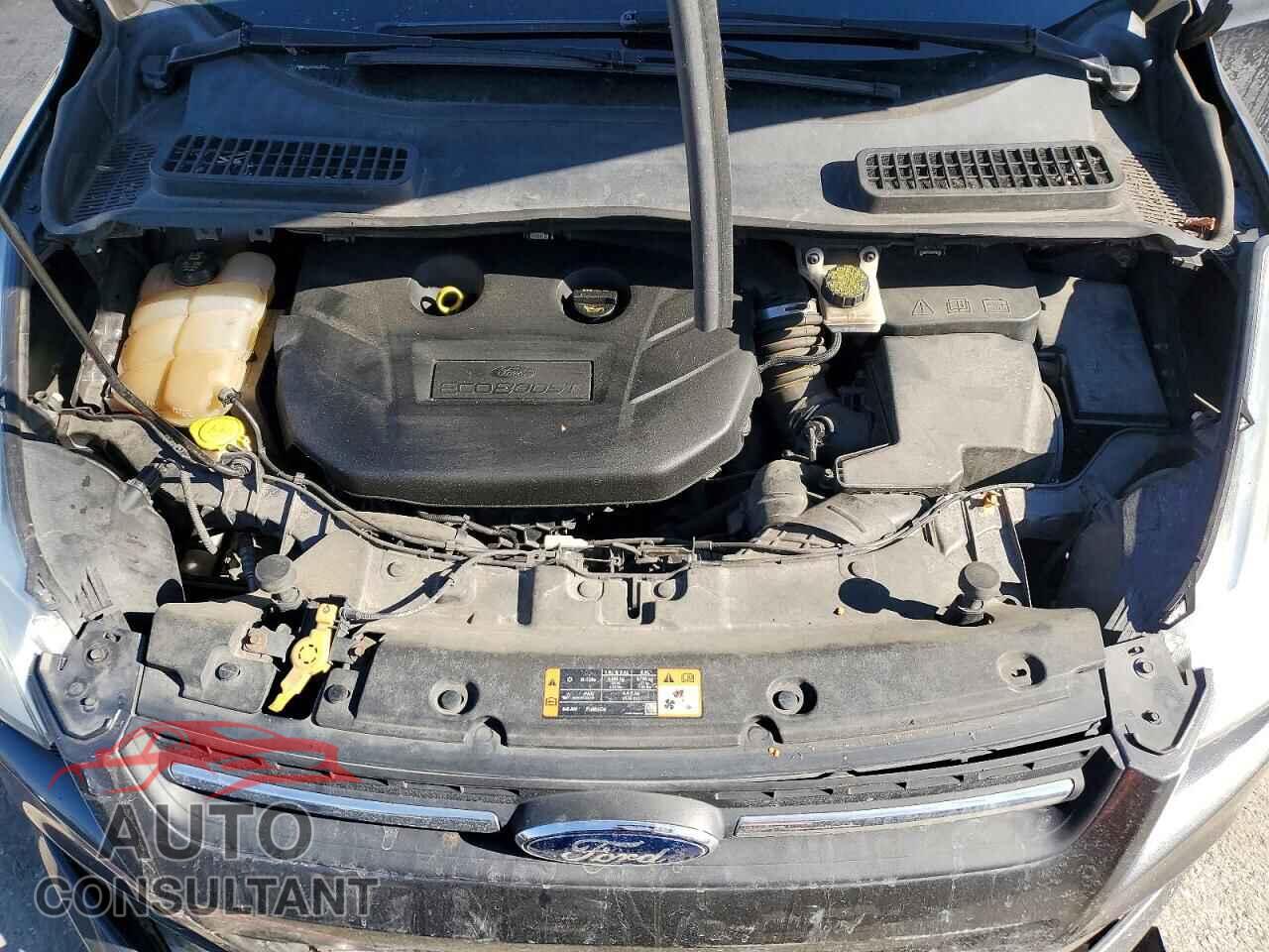 FORD ESCAPE 2015 - 1FMCU9G94FUC65026