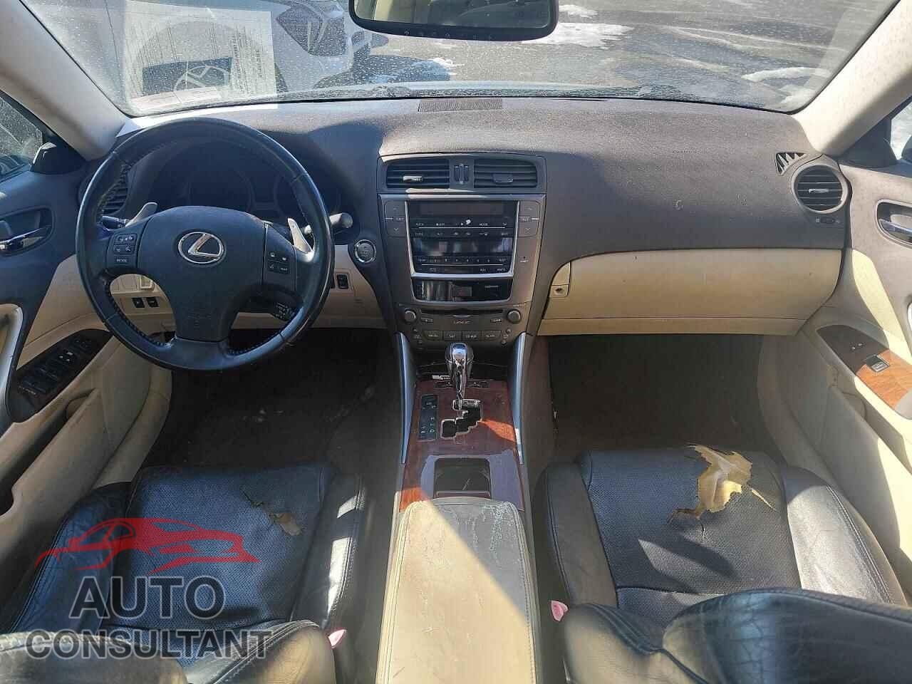 LEXUS IS 2010 - JTHCF5C21A5044128