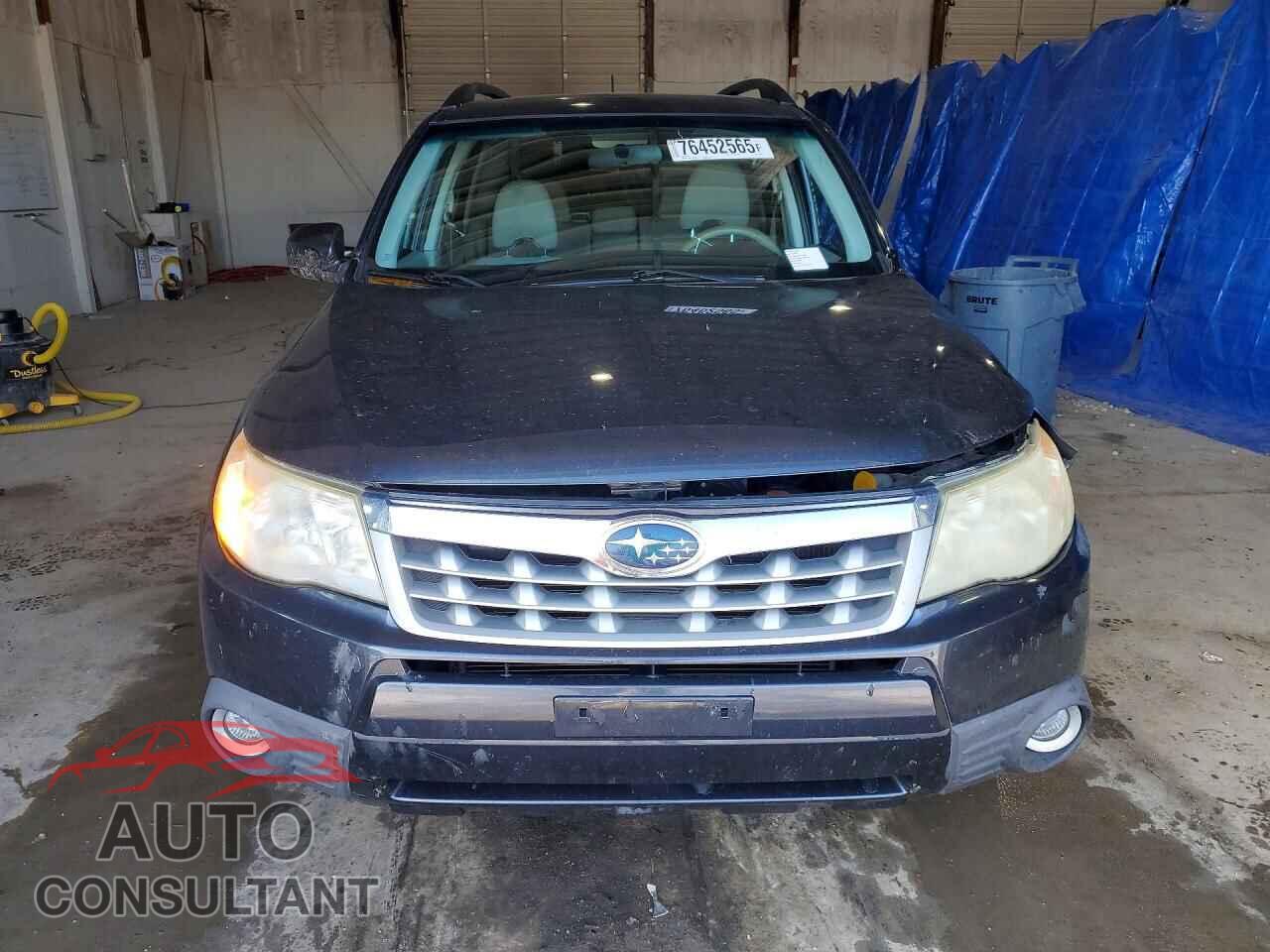 SUBARU FORESTER 2011 - JF2SHAEC8BH700705
