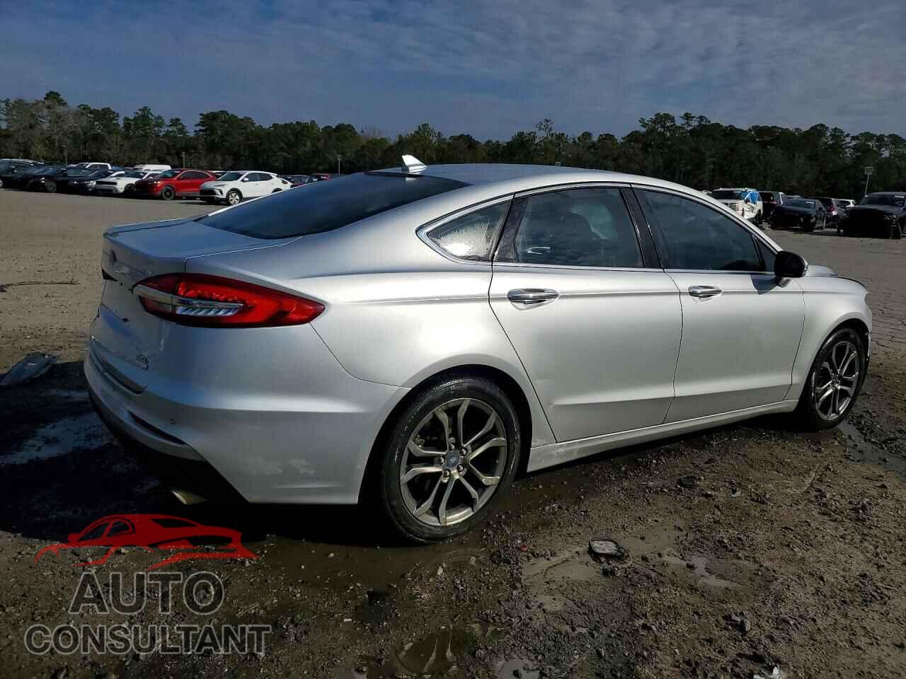 FORD FUSION 2019 - 3FA6P0CD5KR219792