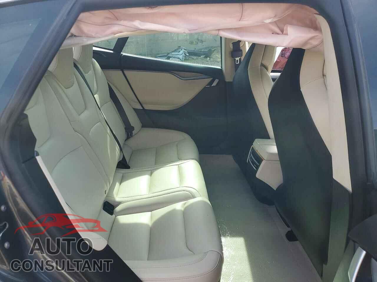 TESLA MODEL S 2018 - 5YJSA1E27JF275048