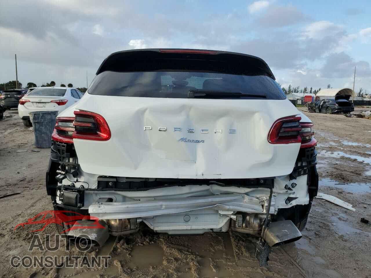 PORSCHE MACAN 2018 - WP1AA2A51JLB03319