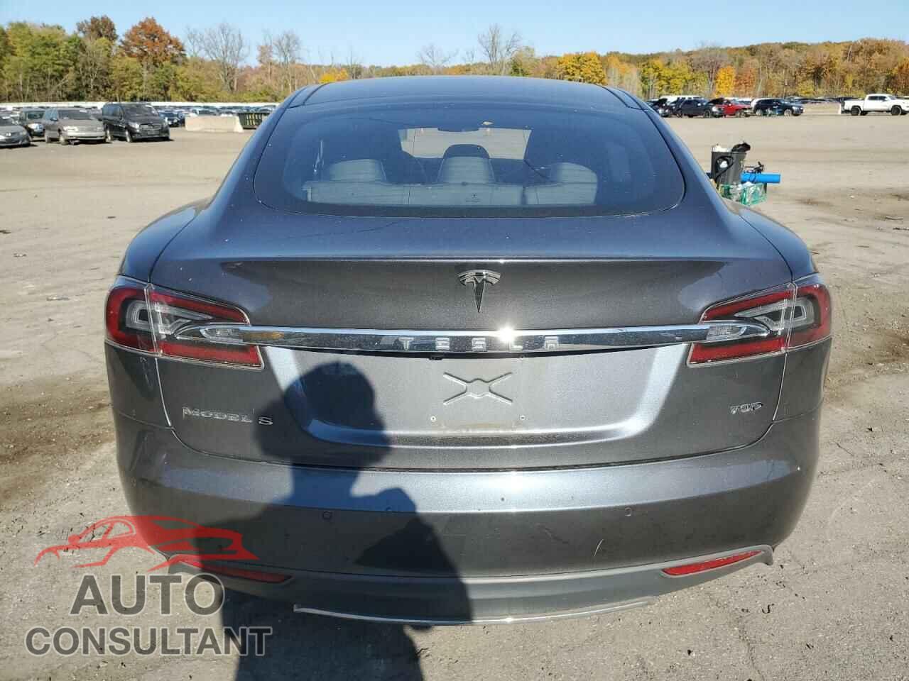 TESLA MODEL S 2016 - 5YJSA1E21GF130032