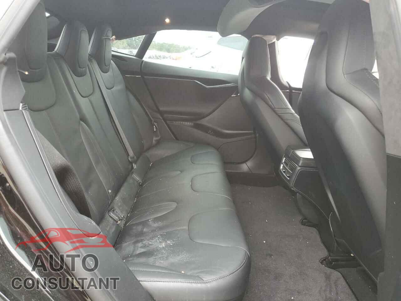 TESLA MODEL S 2016 - 5YJSA1E29GF151307