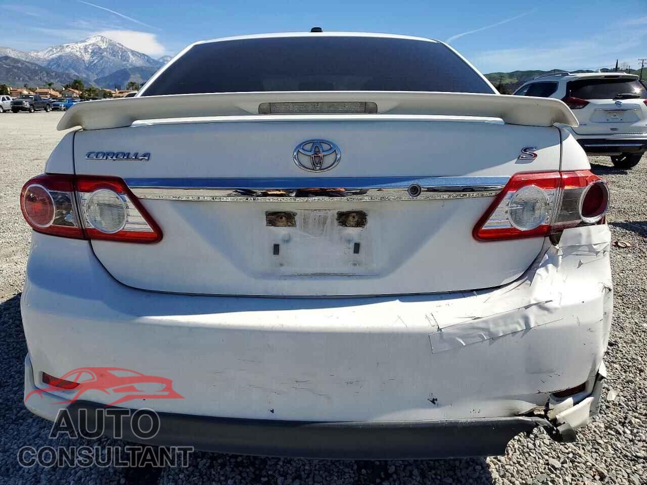 TOYOTA COROLLA 2011 - 2T1BU4EE1BC585401