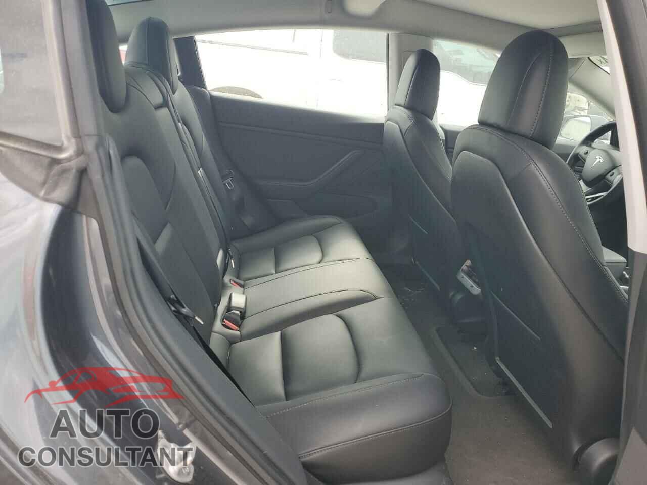 TESLA MODEL 3 2018 - 5YJ3E1EB4JF185056