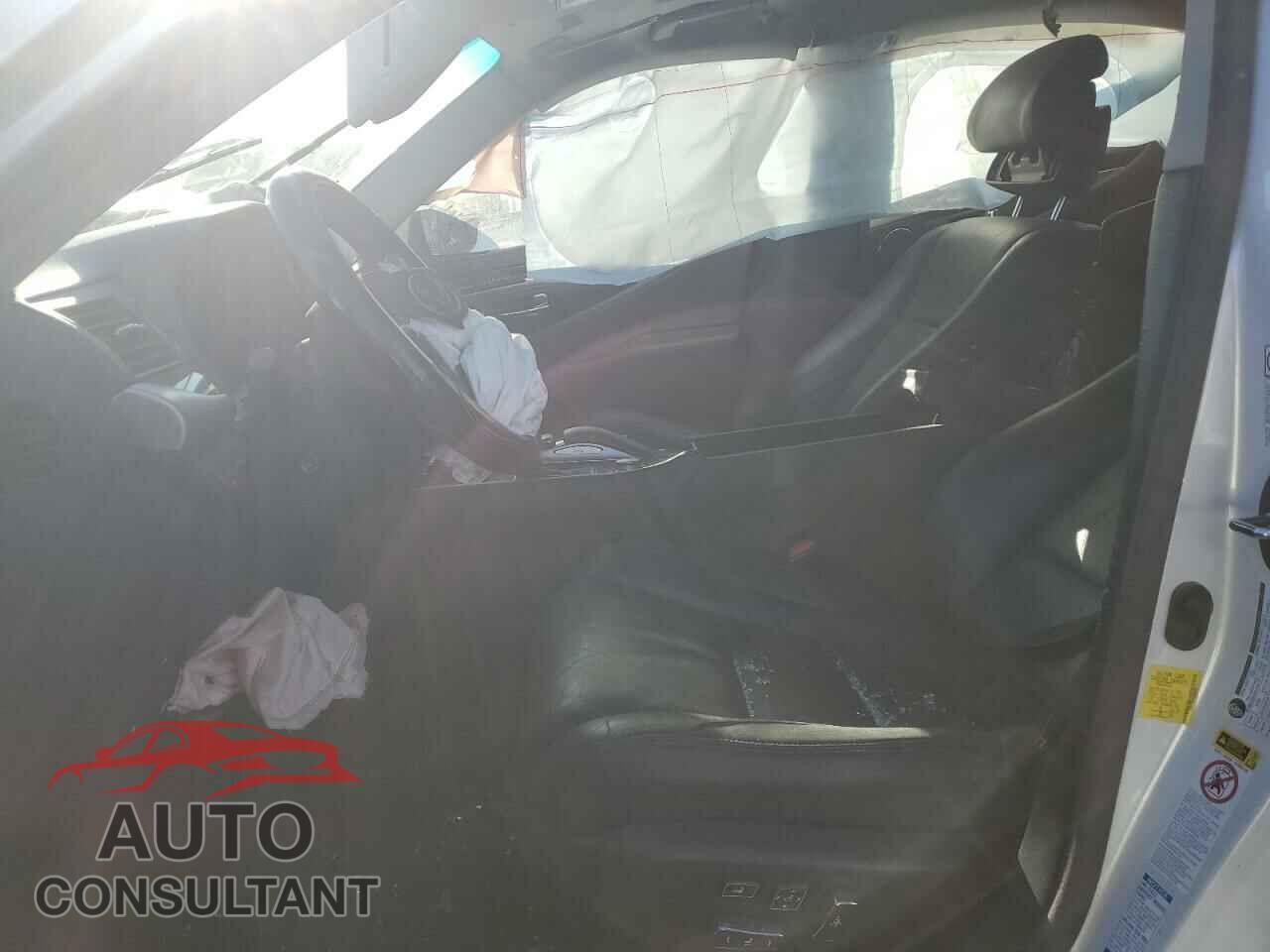 LEXUS LS460 2016 - JTHCL5EF1G5026357