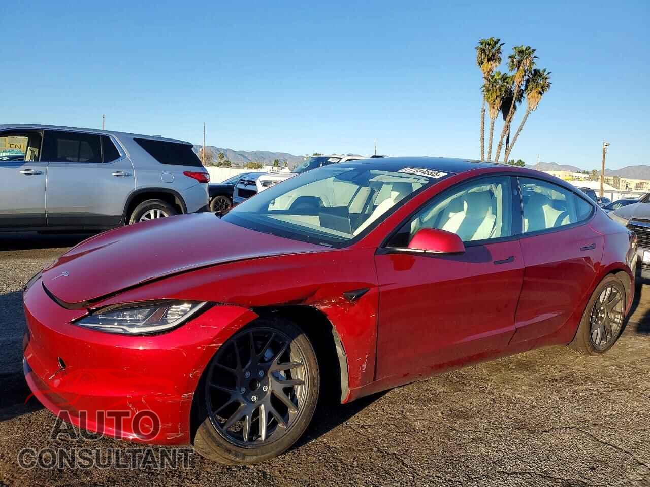 TESLA MODEL 3 2025 - 5YJ3E1EA4SF080137