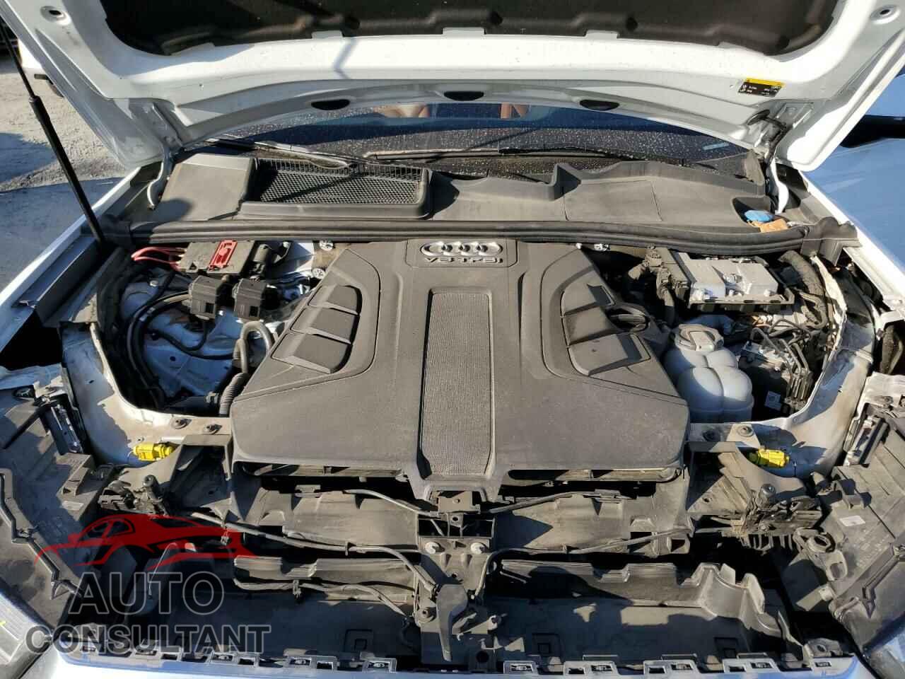 AUDI Q7 2018 - WA1VAAF72JD002432