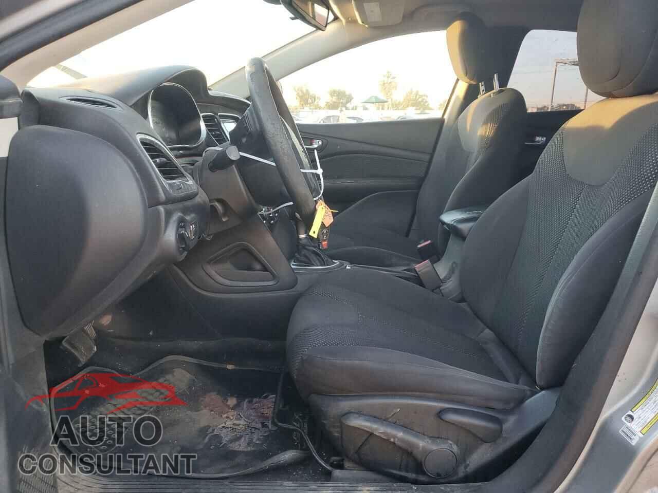 DODGE DART 2015 - 1C3CDFAA6FD150258