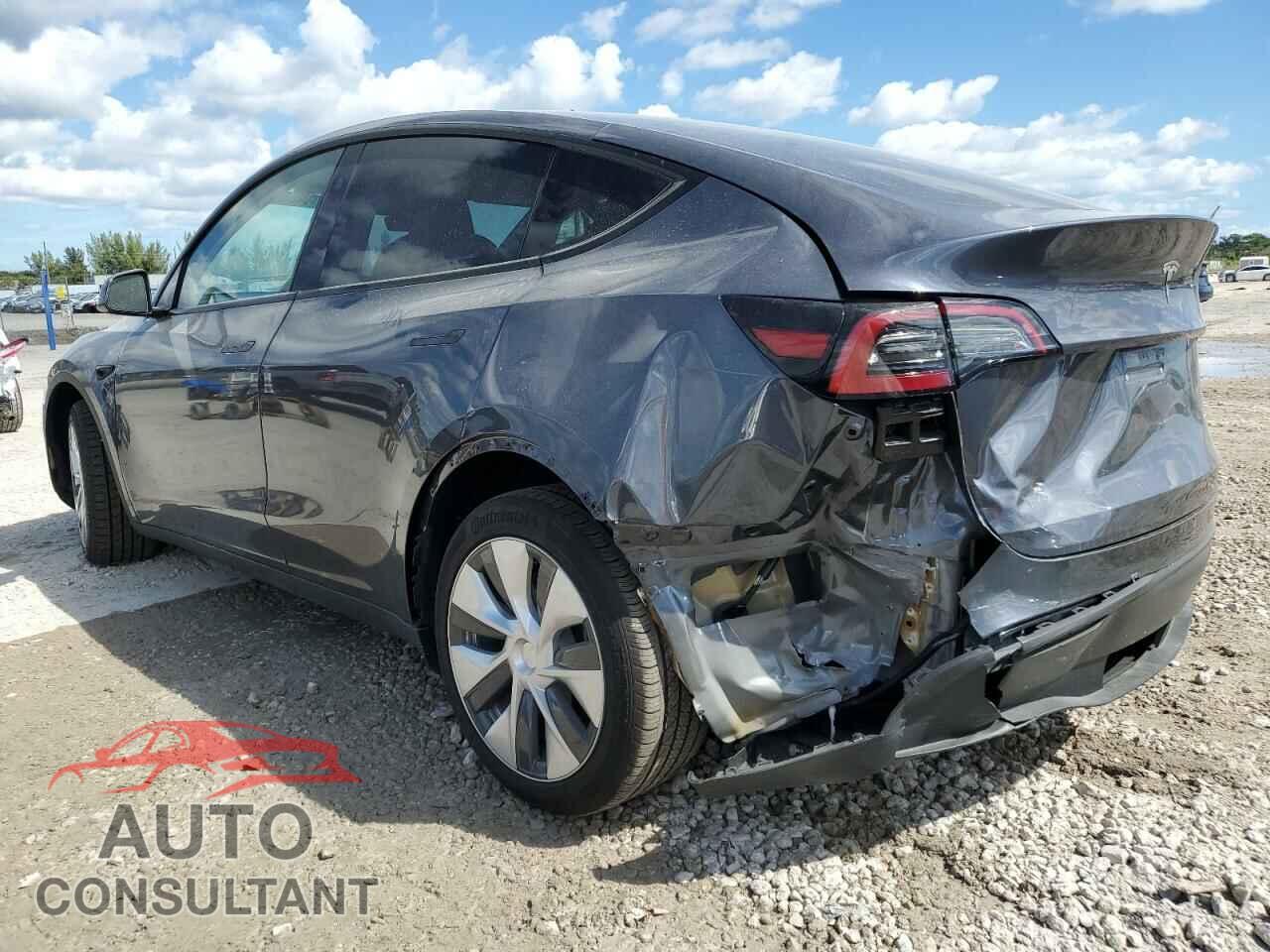 TESLA MODEL Y 2023 - 7SAYGDEE3PF865697