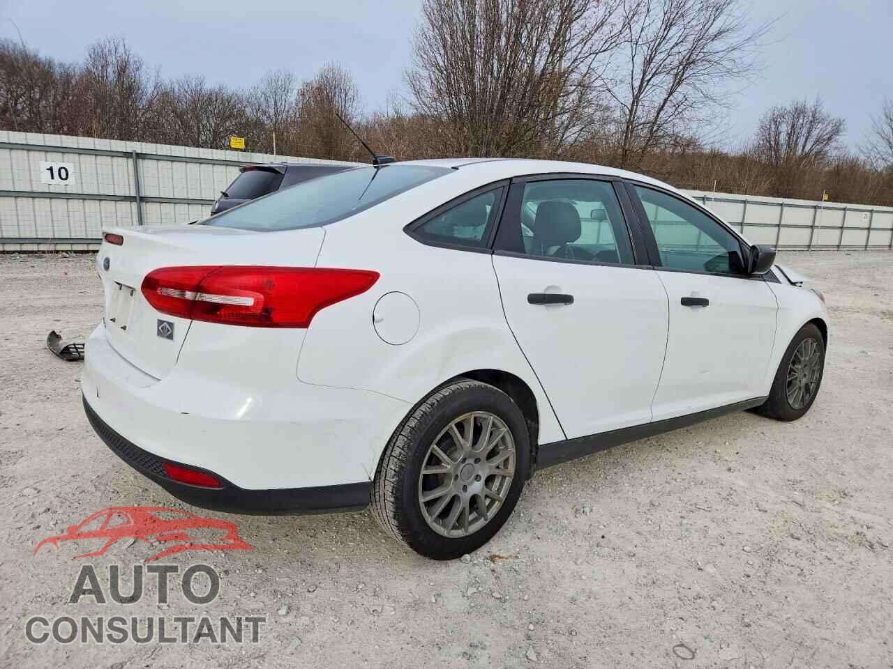 FORD FOCUS 2017 - 1FADP3E21HL337561