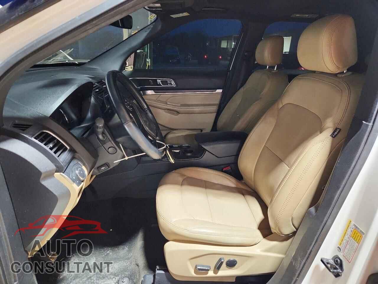 FORD EXPLORER 2017 - 1FM5K7F82HGB80540