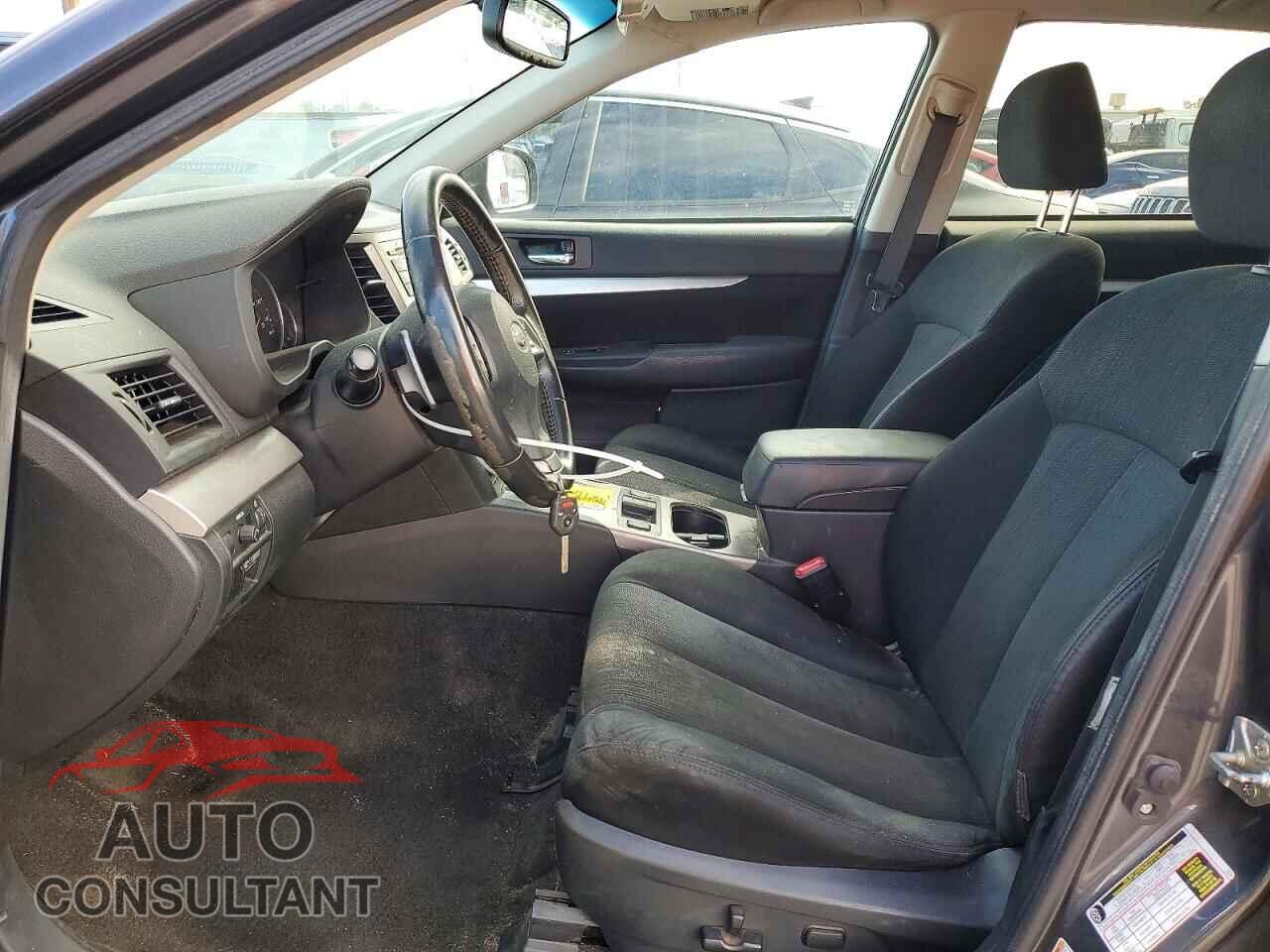 SUBARU OUTBACK 2013 - 4S4BRBGC0D3211533