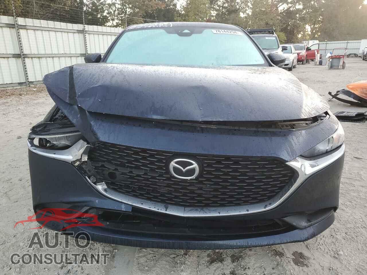 MAZDA 3 2021 - JM1BPABL2M1316517
