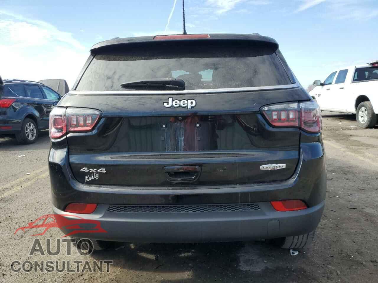 JEEP COMPASS 2018 - 3C4NJDBB8JT334614