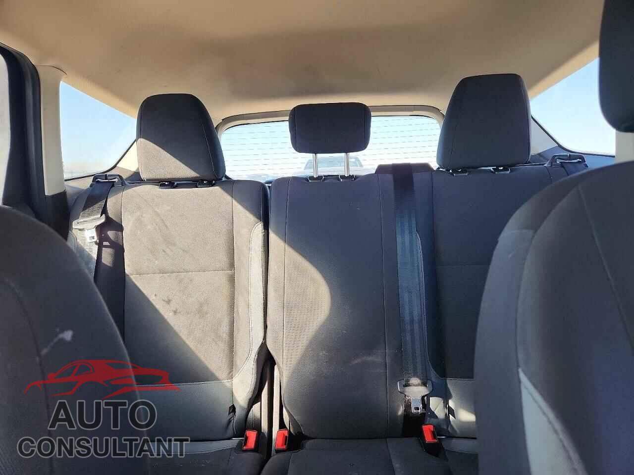 FORD ESCAPE 2016 - 1FMCU0F71GUC26357
