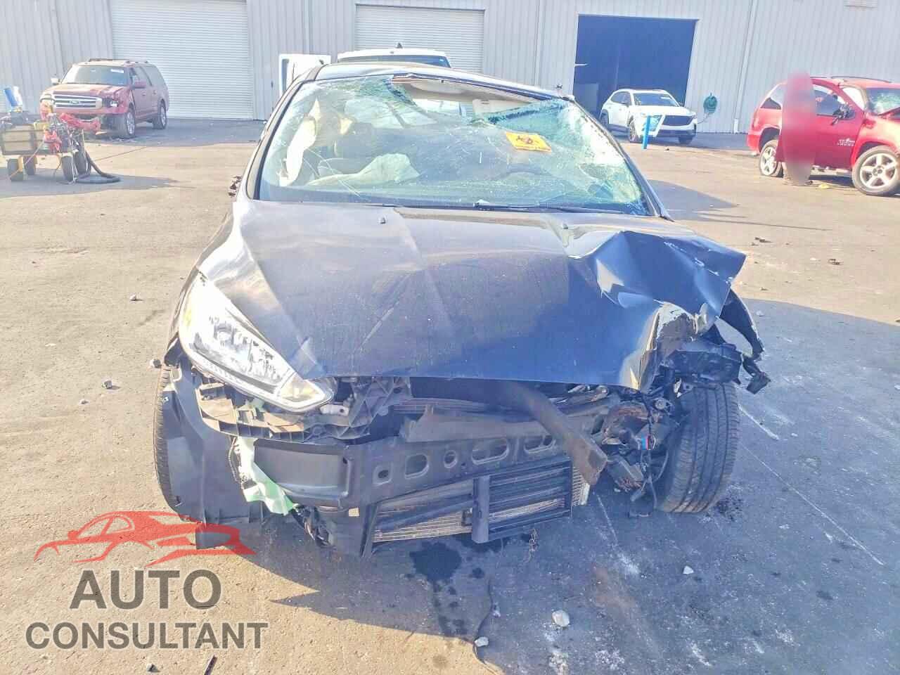 FORD FOCUS 2016 - 1FADP3K20GL377052