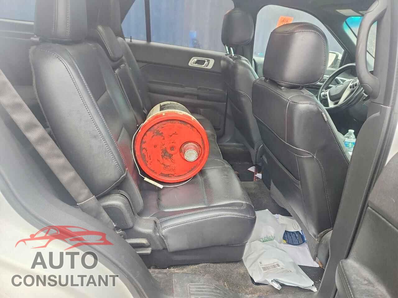 FORD EXPLORER 2011 - 1FMHK8F83BGA76584