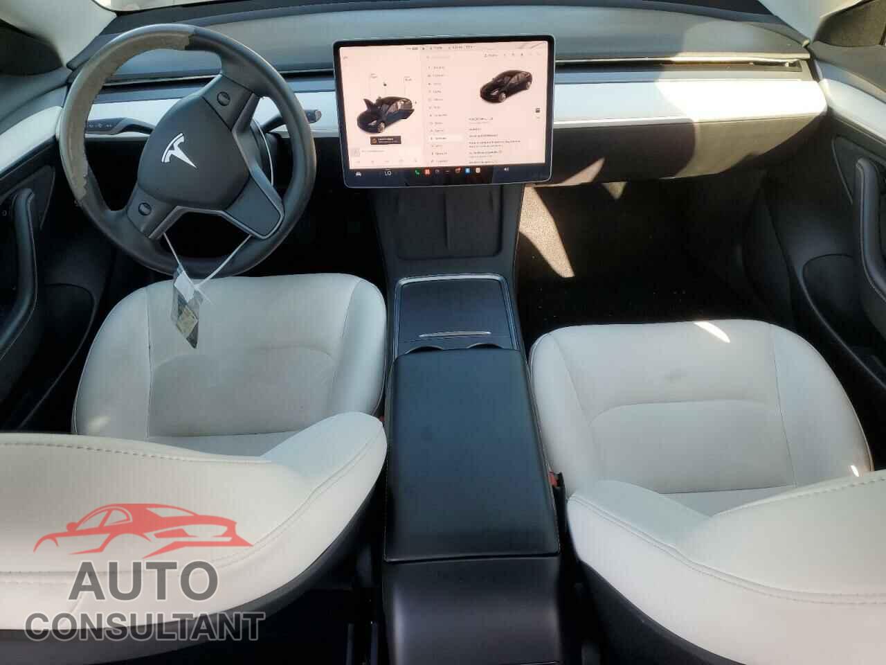 TESLA MODEL 3 2021 - 5YJ3E1EA2MF065106