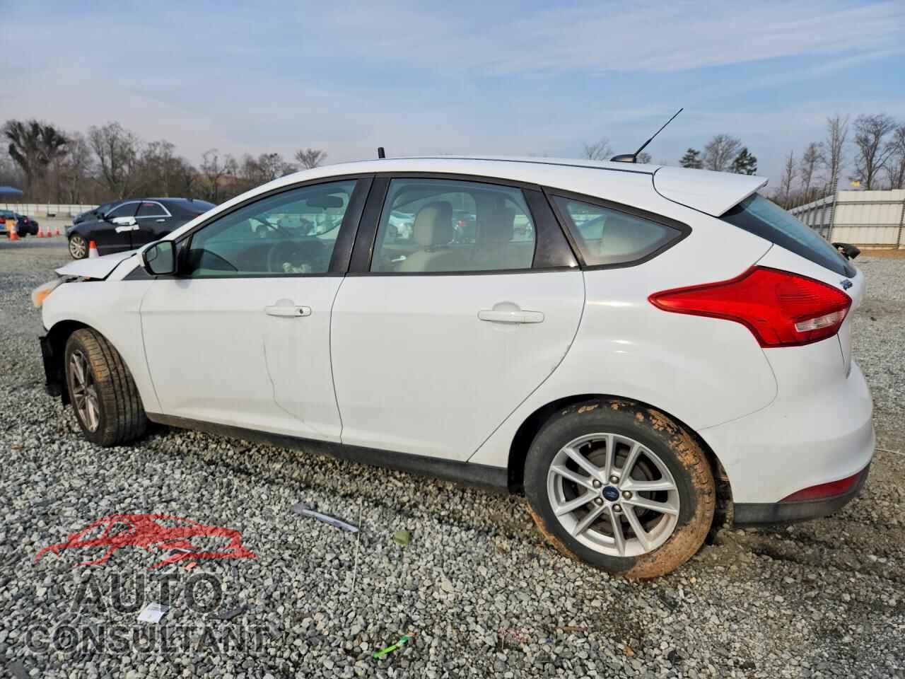 FORD FOCUS 2018 - 1FADP3K29JL329525