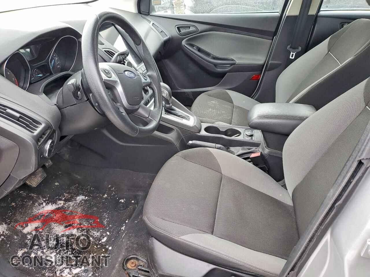 FORD FOCUS 2012 - 1FAHP3F22CL459175