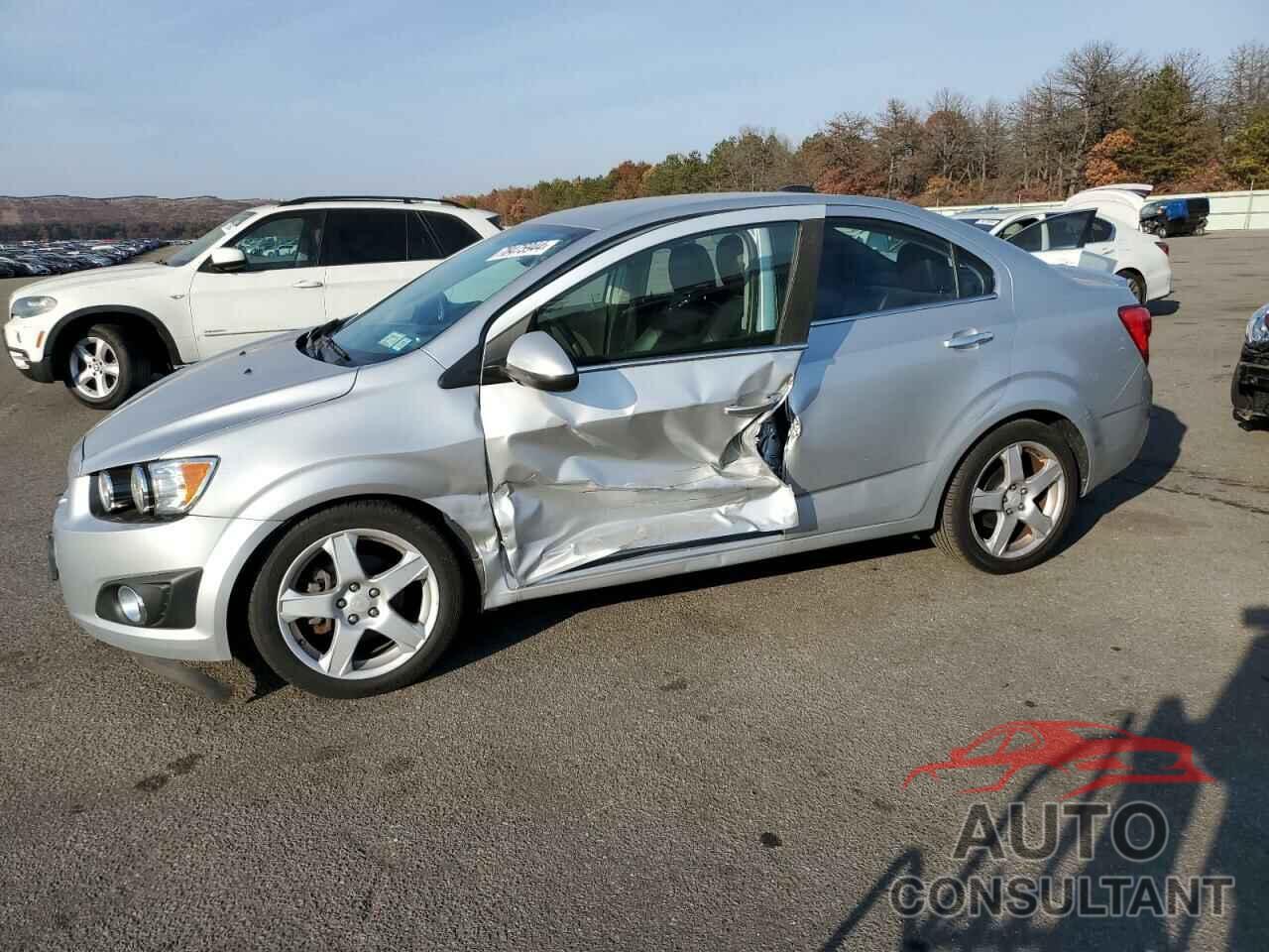 CHEVROLET SONIC 2016 - 1G1JE5SB3G4150701