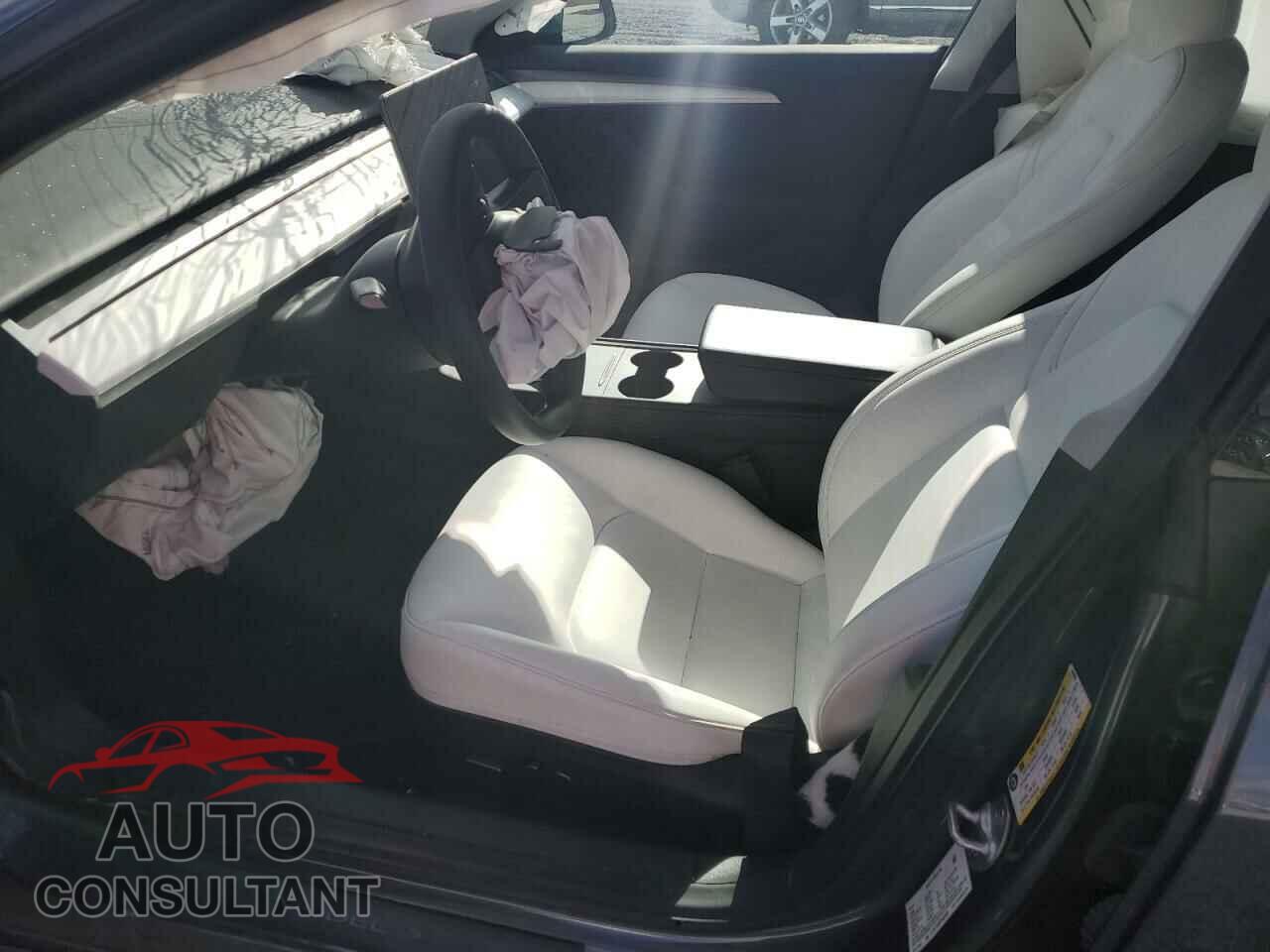 TESLA MODEL 3 2023 - 5YJ3E1EB0PF683800