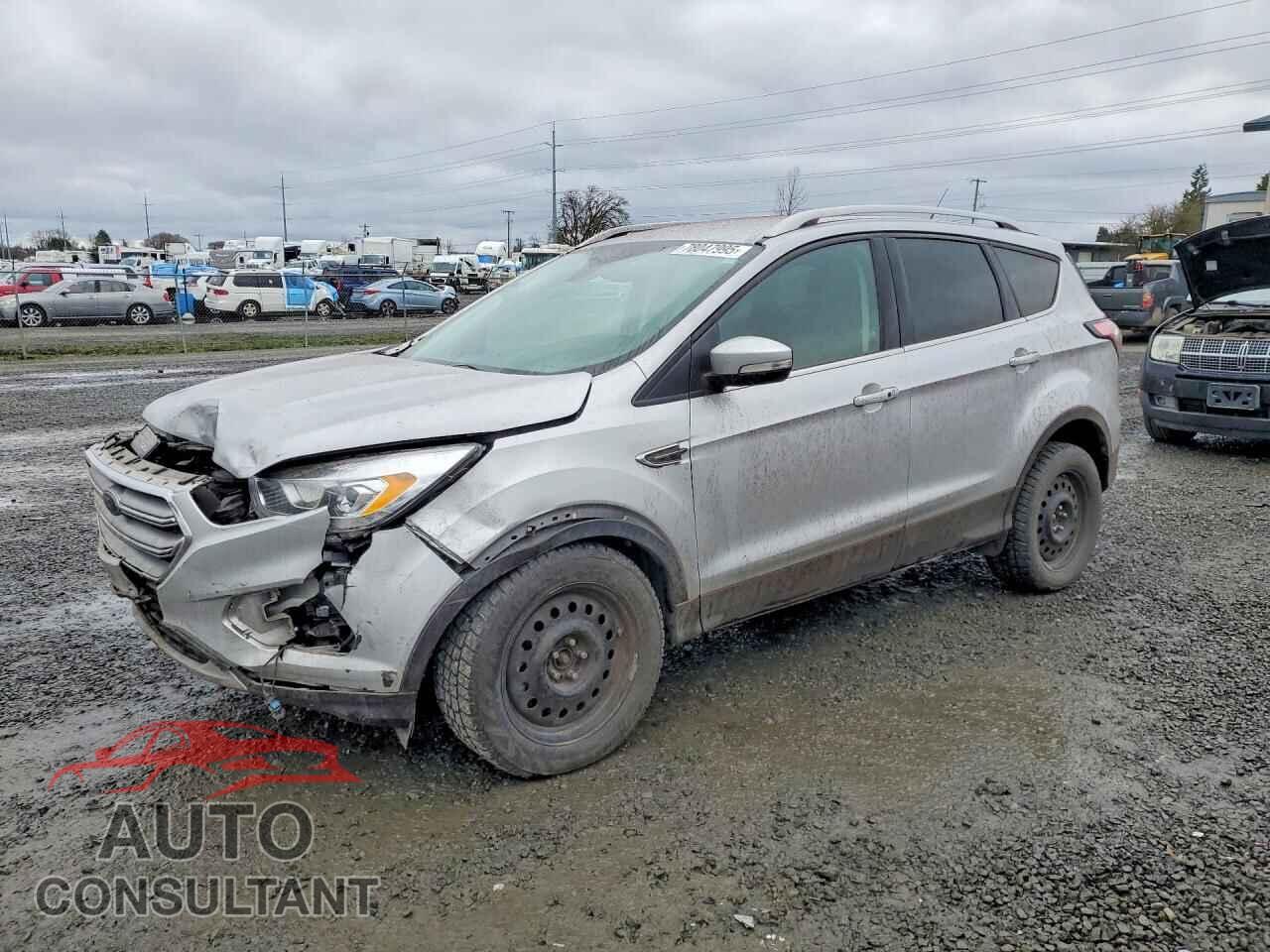 FORD ESCAPE 2017 - 1FMCU9J97HUC02854
